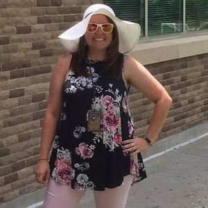 Meet your Posher, Manda